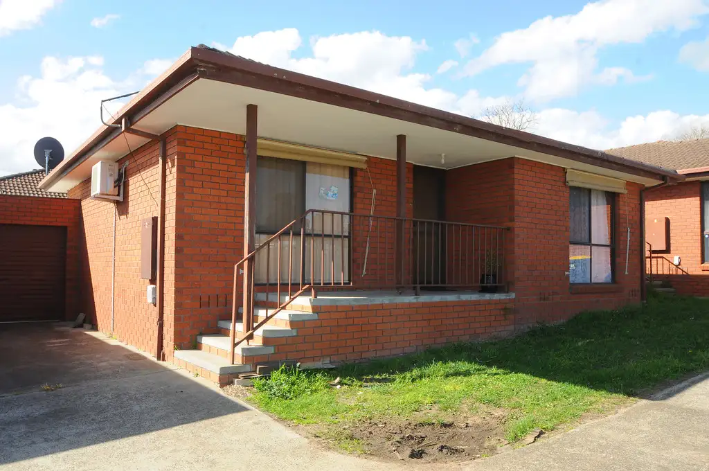 Main view of Homely unit listing, 2/19 Ellt Crescent, Noble Park VIC 3174