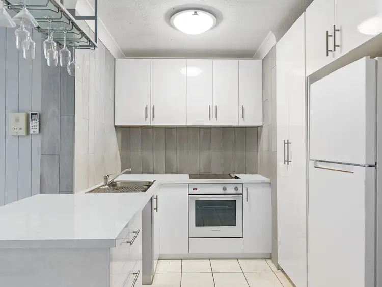 Third view of Homely apartment listing, 3/19 Fern Street, Surfers Paradise QLD 4217