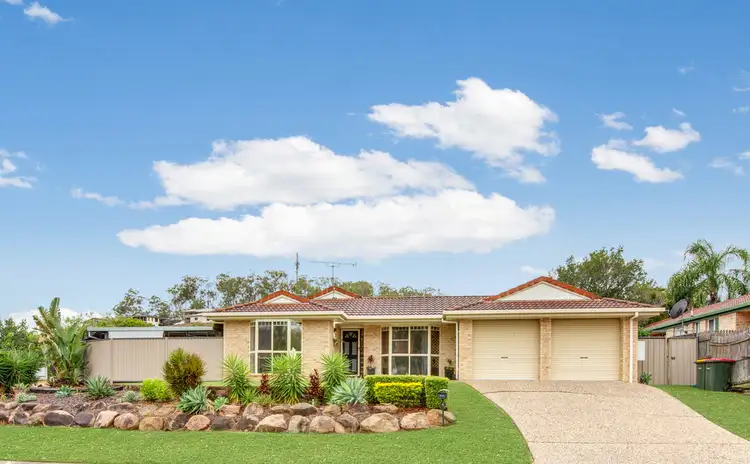 4 Somerset Close, Clinton QLD 4680