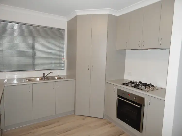 Fifth view of Homely house listing, 11 Sombre Rise, Halls Head WA 6210