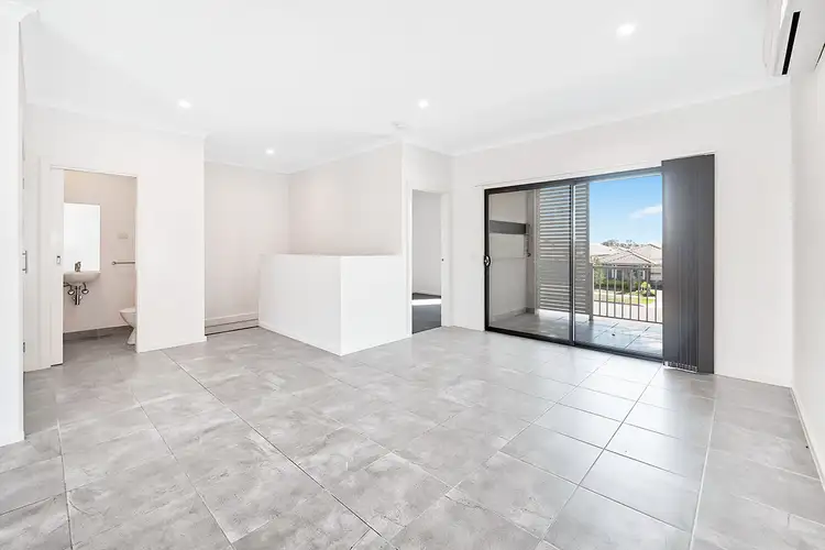 Sixth view of Homely house listing, 31 Nugget Way, Cranbourne East VIC 3977