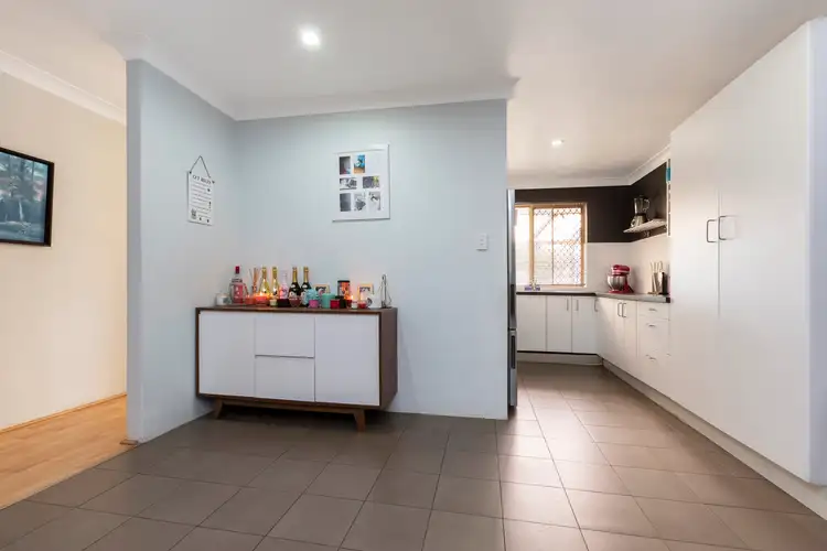 Third view of Homely house listing, 8/15 Mason Court, South Lake WA 6164