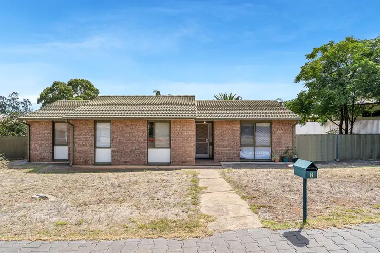 9 Hewish Crescent, Elizabeth Park SA 5113