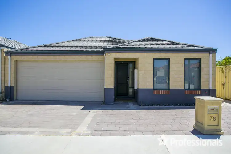 Main view of Homely house listing, 38 Jedburgh Loop, Sinagra WA 6065
