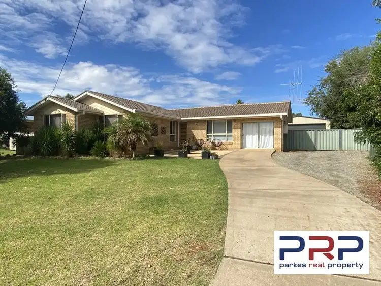 55 Medlyn Street, Parkes NSW 2870