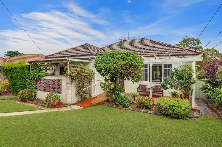 15 Alan Avenue, Hornsby NSW 2077