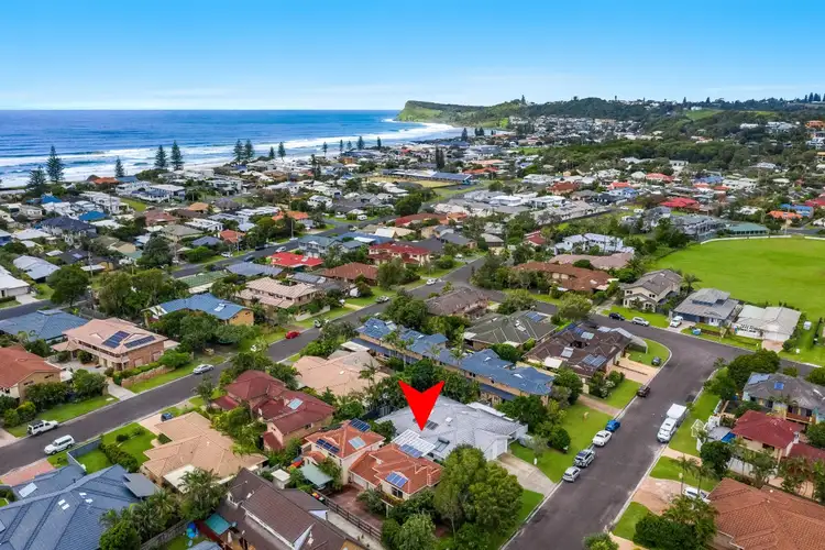 Second view of Homely semi-detached listing, 2/6 Patricia Parade, Lennox Head NSW 2478