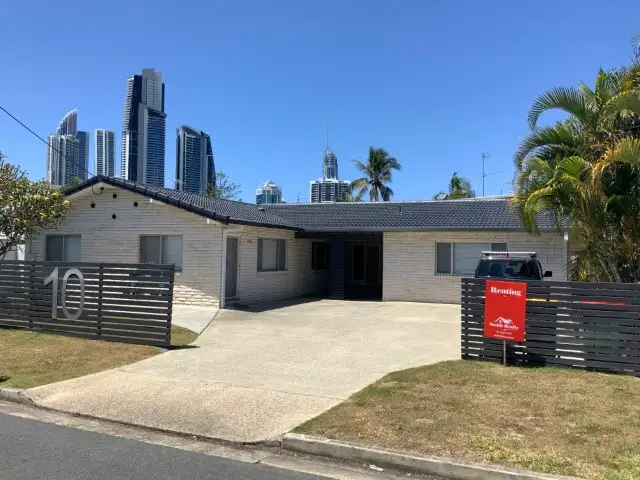 10 Adori Street