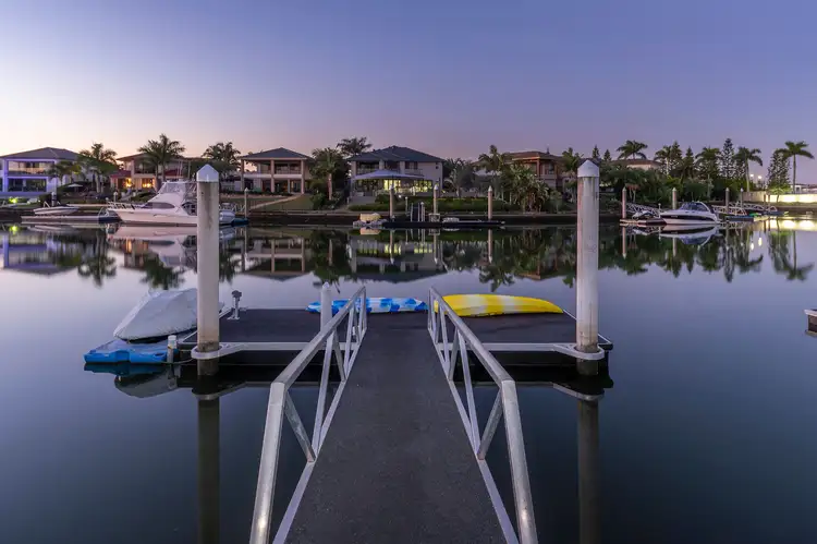 2168 Beaufort Way, Hope Island QLD 4212