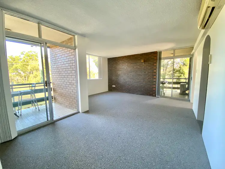 3/208 Carmody Road, St Lucia QLD 4067