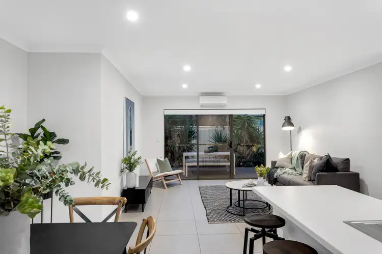 5 Plimsoll Road, Seaford SA 5169
