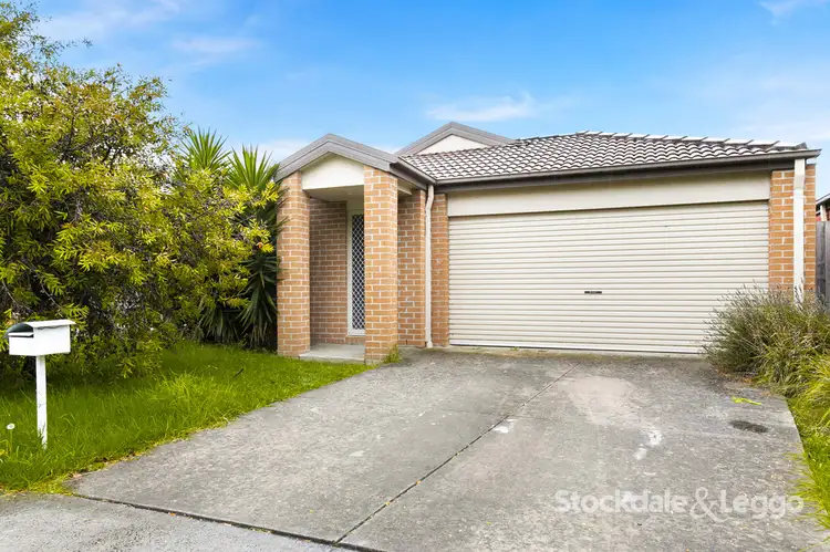 9 Tamar St, Pakenham VIC 3810