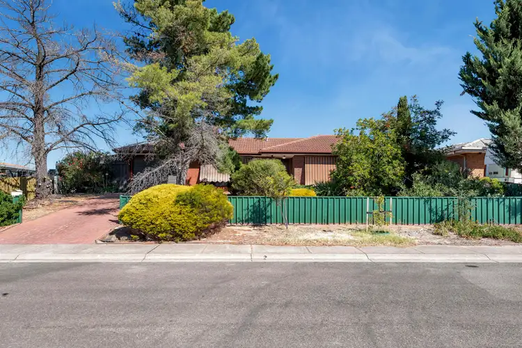 Main view of Homely house listing, 32 Cumberland Crescent, Huntfield Heights SA 5163