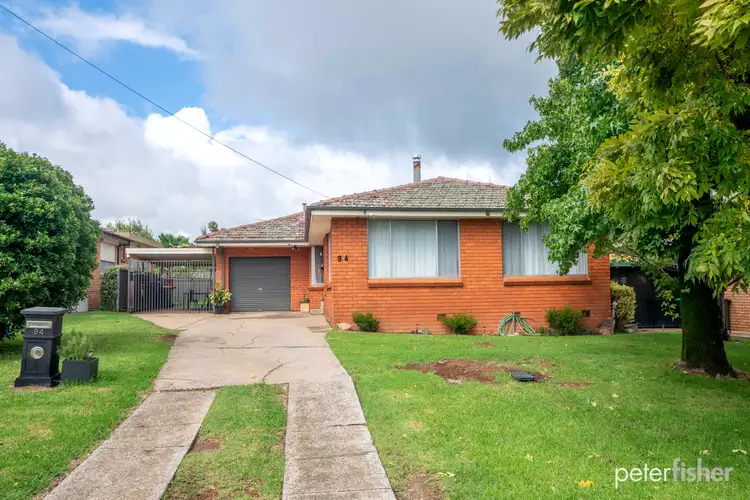94 Matthews Avenue, Orange NSW 2800