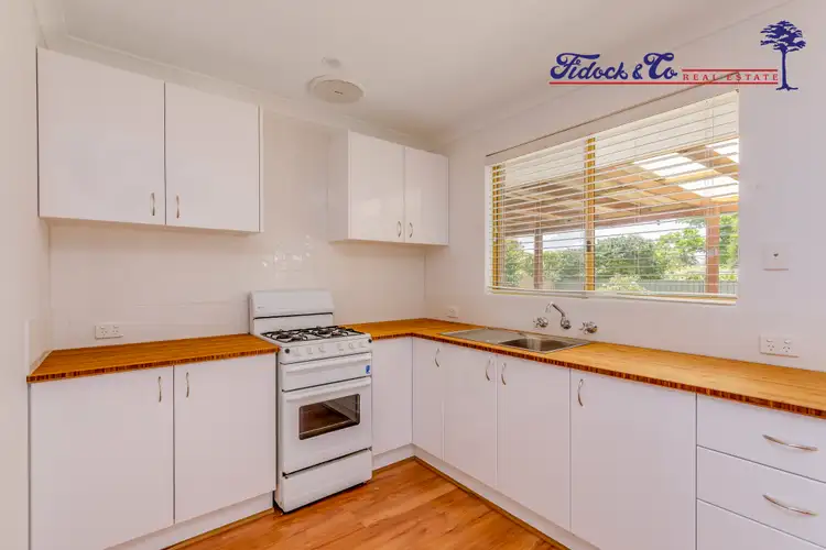 Sixth view of Homely house listing, 4 Symes Close, Seville Grove WA 6112