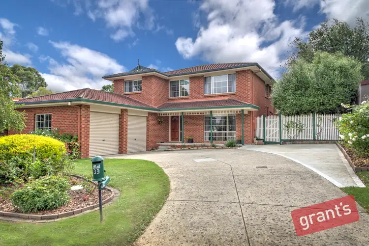 35-37 Euroa Avenue, Berwick VIC 3806