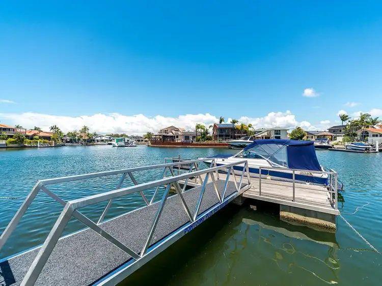 35 Midnight Court, Runaway Bay QLD 4216