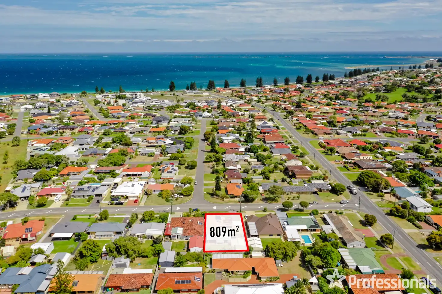 Main view of Homely house listing, 8 Charthouse Road, Safety Bay WA 6169