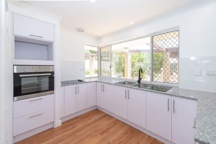 7 Warner Road, Parmelia WA 6167