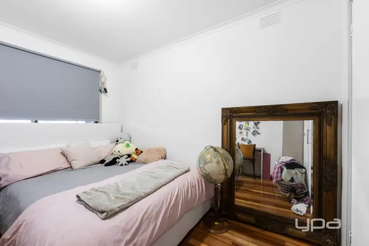 Fifth view of Homely house listing, 10 dover street, Albanvale VIC 3021