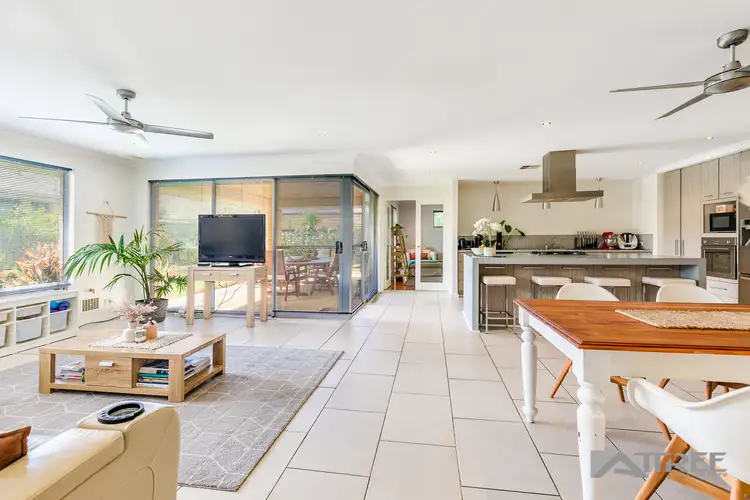 5 Mildura Way, Harrisdale WA 6112
