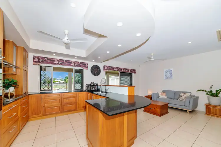 Fifth view of Homely house listing, 8 Stenhouse Court, Mount Low QLD 4818