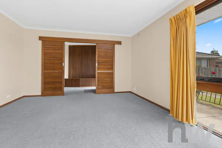 Sixth view of Homely house listing, 1 Shadwell Court, Whittington VIC 3219