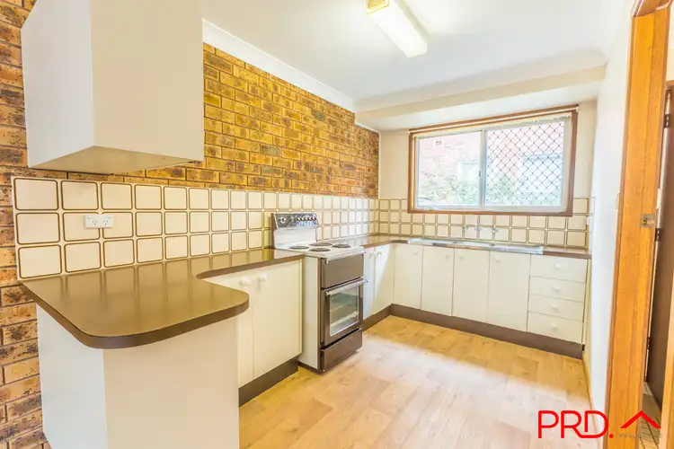 Sixth view of Homely house listing, 1/98A Carthage Street, Tamworth NSW 2340