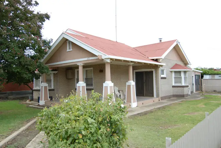 421 CRESSY STREET, Deniliquin NSW 2710