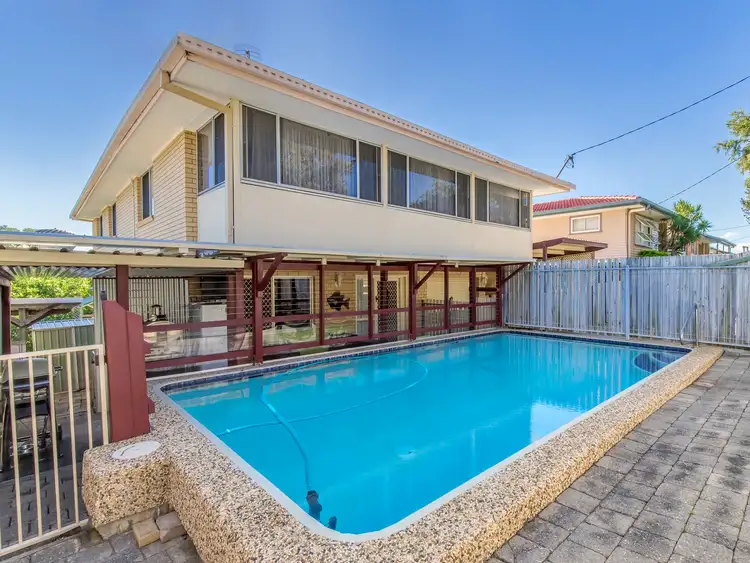 15 Eileen Avenue, Southport QLD 4215