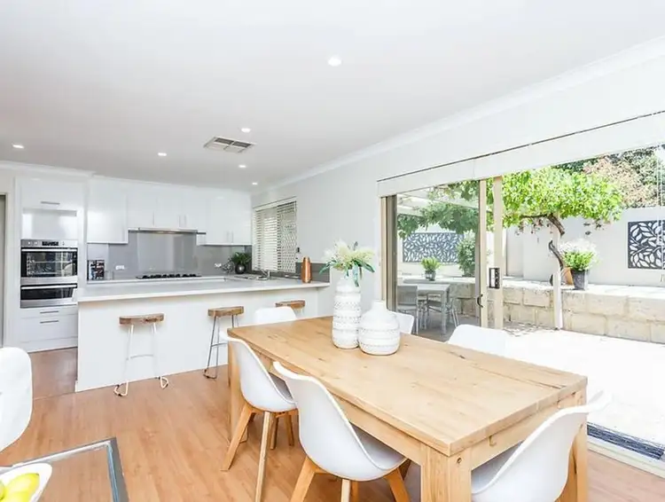 Fourth view of Homely house listing, 32 Canavan Crescent, Manning WA 6152