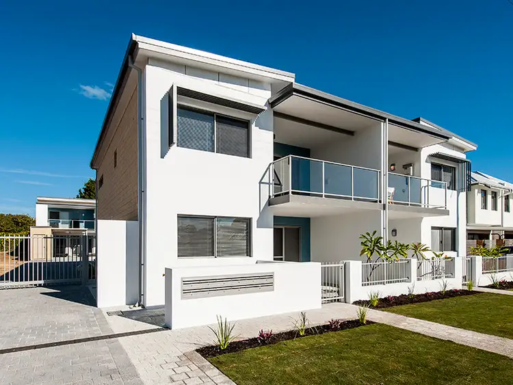 2/33 Cooper Street, Mandurah WA 6210