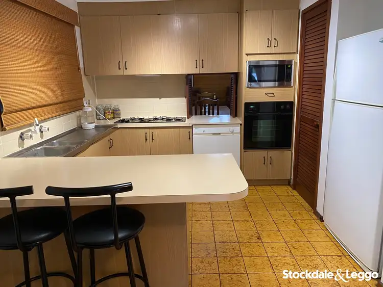 Seventh view of Homely house listing, 10 Chesney Court, Gladstone Park VIC 3043