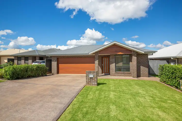 9A WAVE COURT, Dubbo NSW 2830