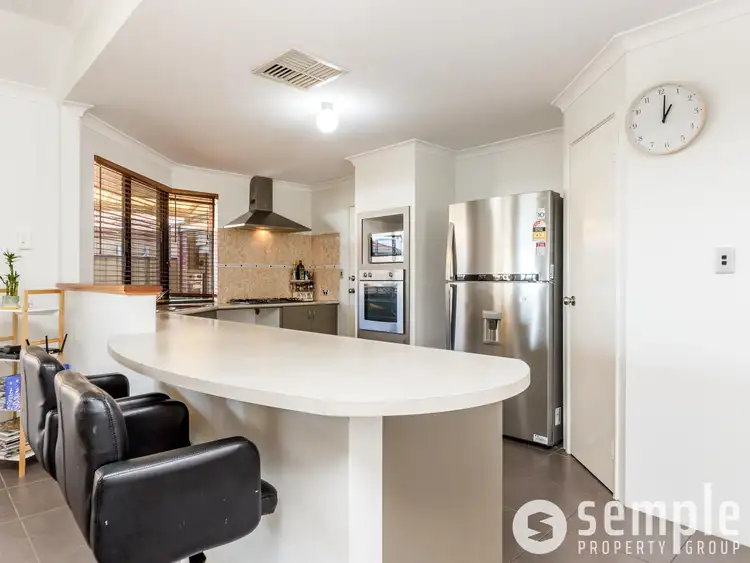 Sixth view of Homely house listing, 20 Covington Loop, Success WA 6164
