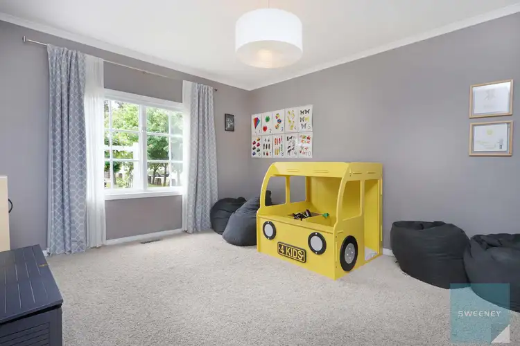 Third view of Homely house listing, 5 Dartmouth Court, Caroline Springs VIC 3023