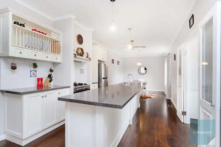 Fourth view of Homely house listing, 5 Dartmouth Court, Caroline Springs VIC 3023