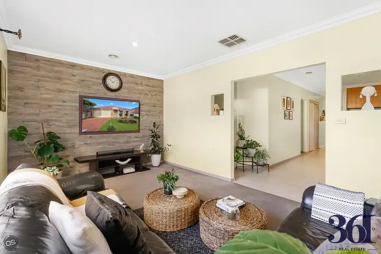 Fifth view of Homely house listing, 8 Waranga Close, Caroline Springs VIC 3023