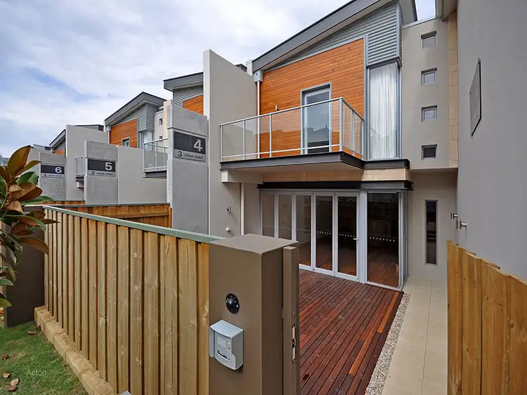 3 Clive Road