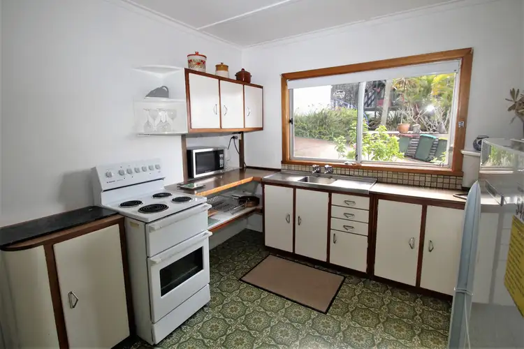 Fourth view of Homely house listing, 5 Lethbridge Road, Elizabeth Beach NSW 2428