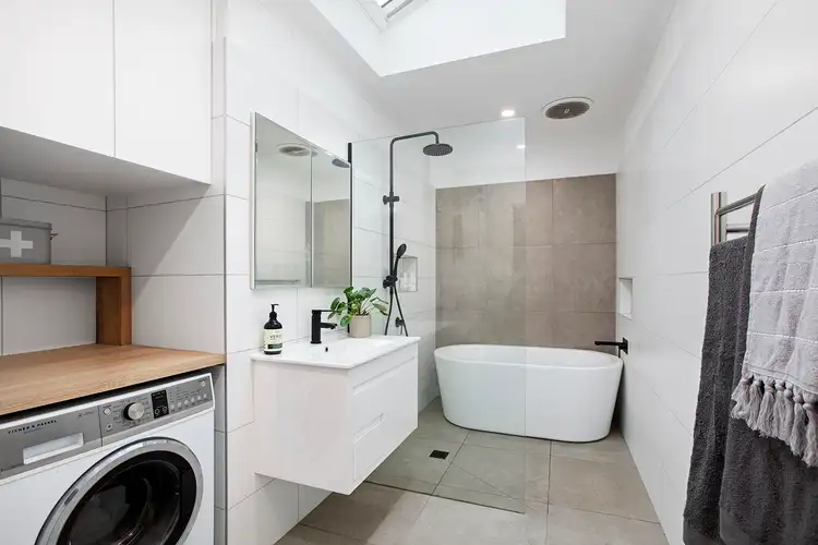 Seventh view of Homely unit listing, 4/109 Weatherall Road, Cheltenham VIC 3192