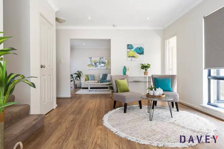 33C King George Street, Innaloo WA 6018
