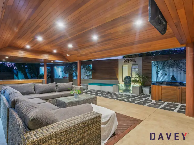 4 Boreas Court, Duncraig WA 6023