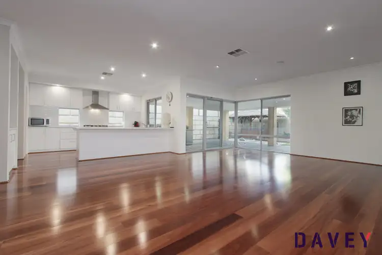 Fifth view of Homely house listing, 12 Oriole Way, Tapping WA 6065