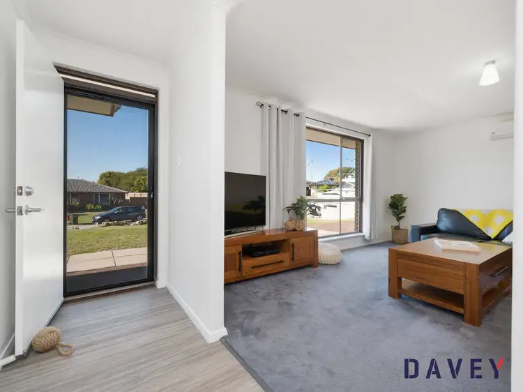 3 Grover Place, Hillarys WA 6025