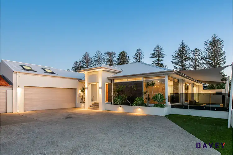 8b Malcolm Street, North Beach WA 6020