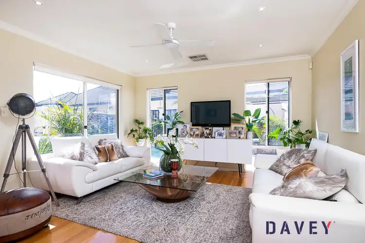 12 Madeira Turn, Hillarys WA 6025