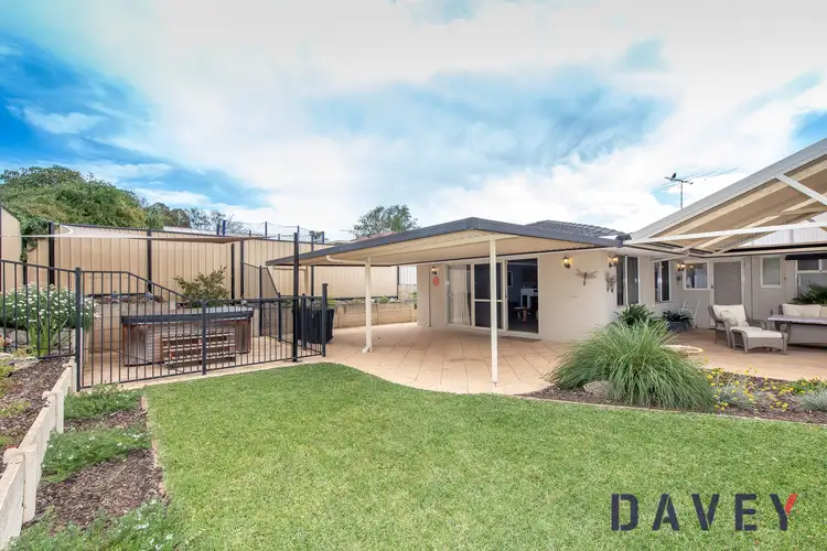 2 Mararoa Court, Padbury WA 6025