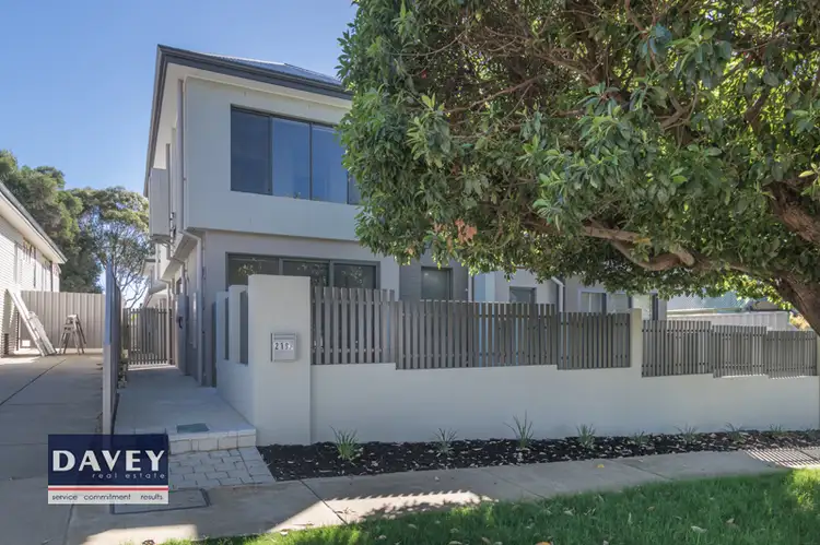 219b Alice Street, Doubleview WA 6018