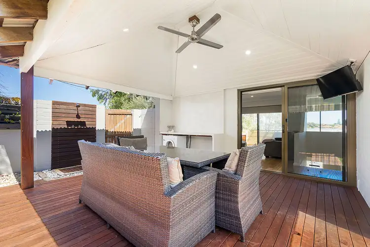 5/3 Alga Street, Scarborough WA 6019